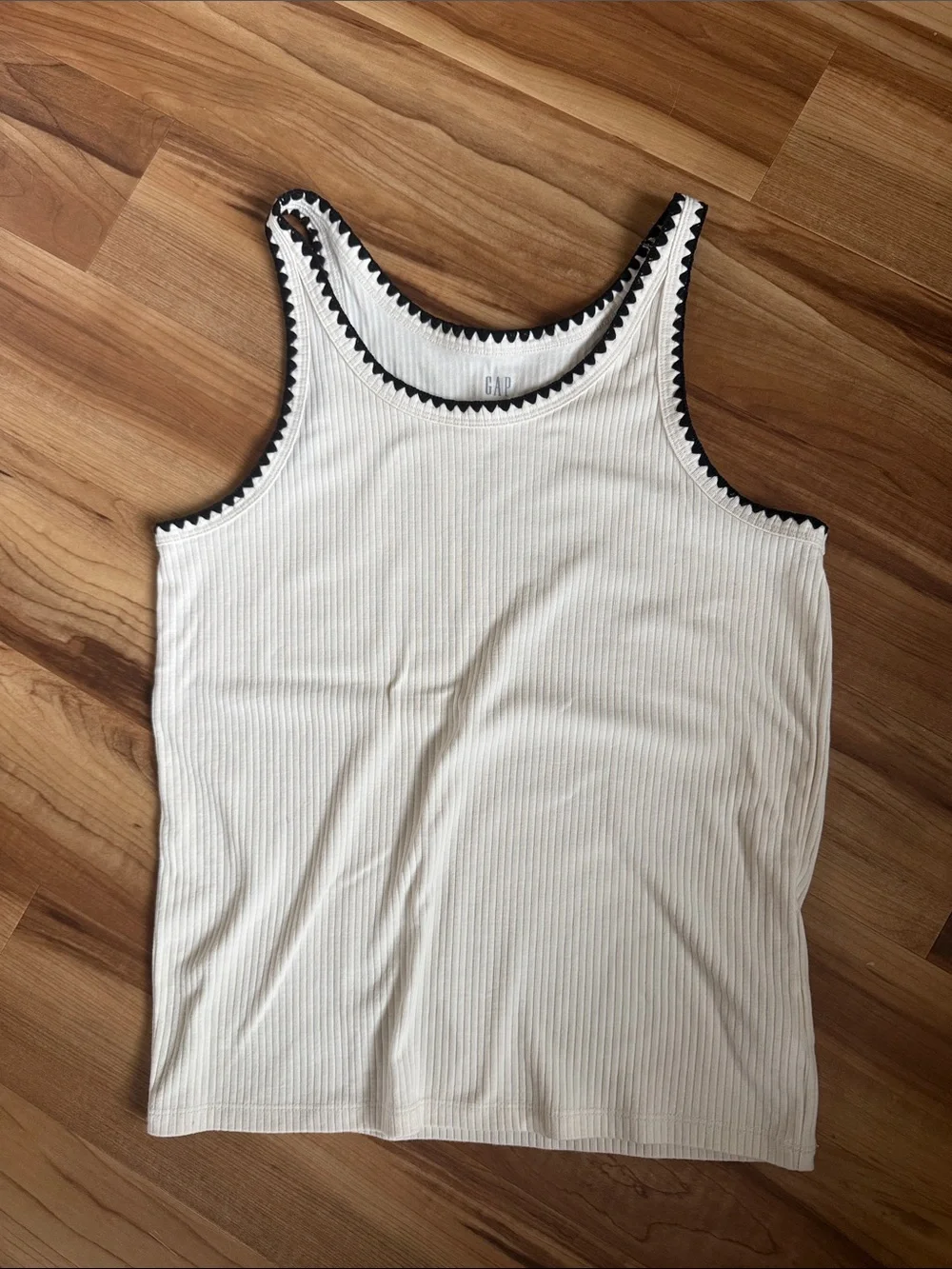 Cute GAP Tank-L (fits like M)